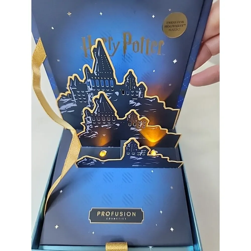 Profusion Cosmetics Harry Potter Holiday Christmas at Hogwarts 16 Shade Palette